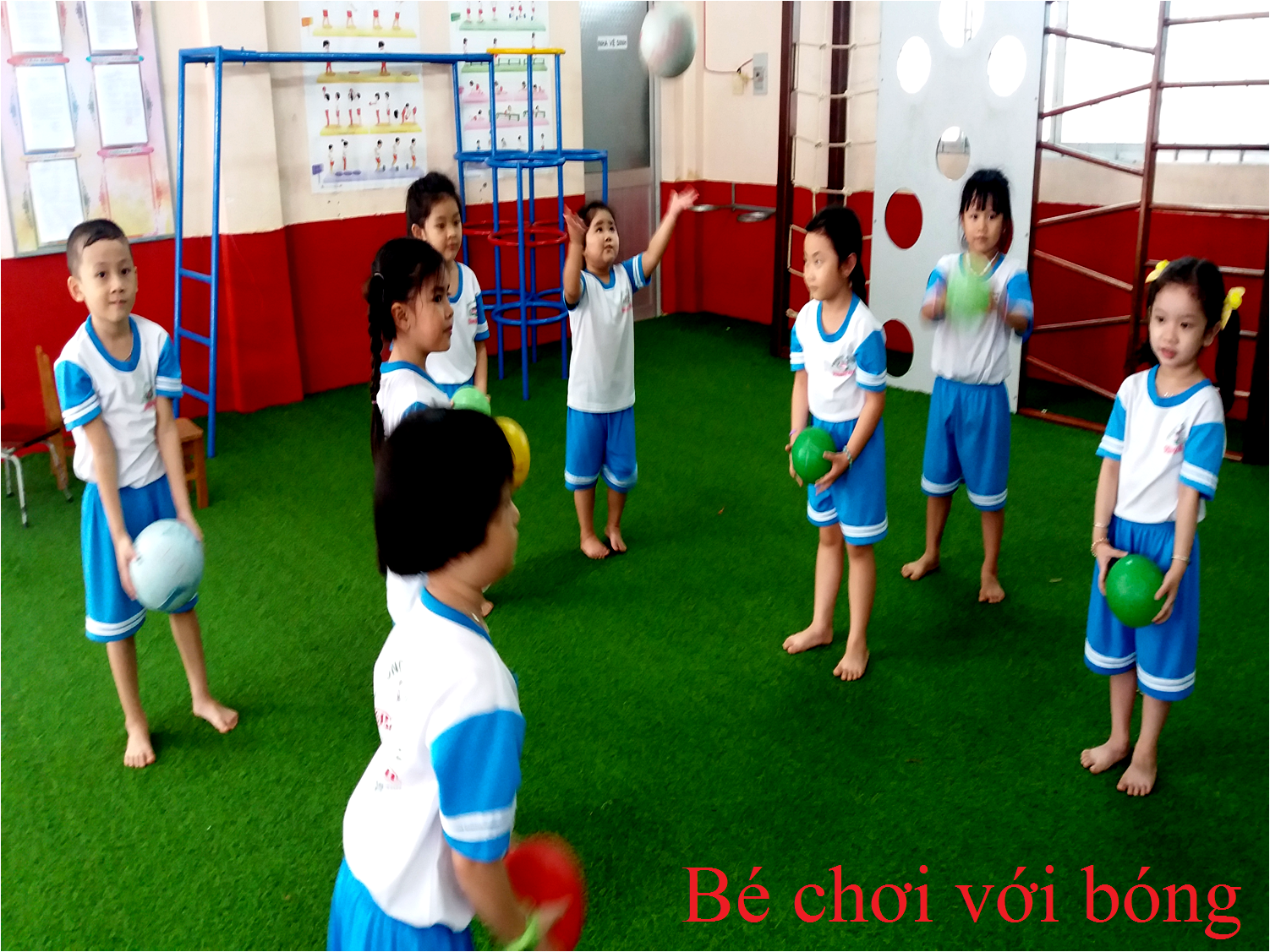 choi_voi_bong